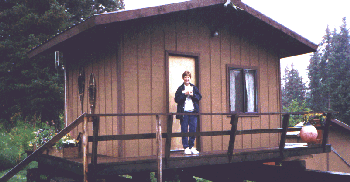 cabin.gif (42209 bytes)
